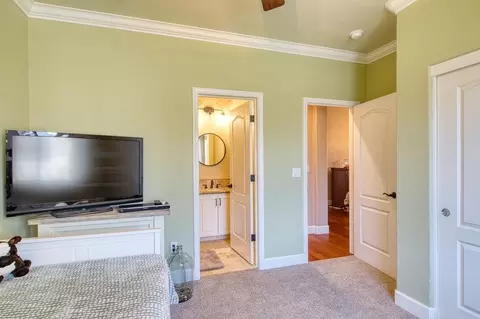 20901 Valley View Pl, Patterson, CA 95363 photo 9