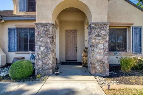 20901 Valley View Pl, Patterson, CA 95363 photo 4