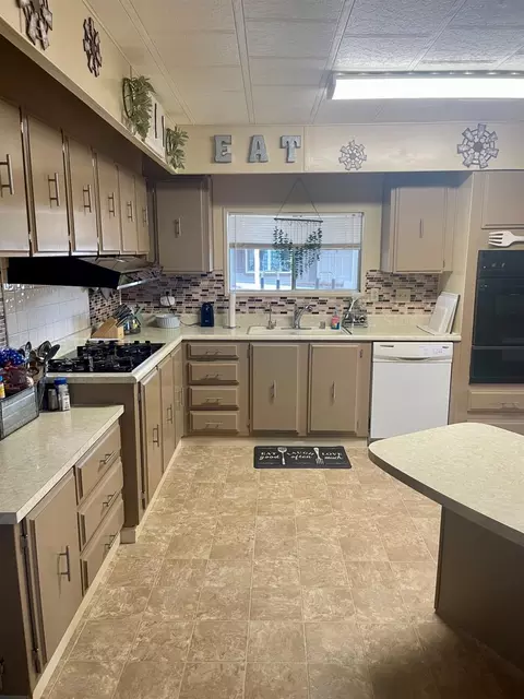 8200 Jantzen Rd #180, Modesto, CA 95357 photo 15