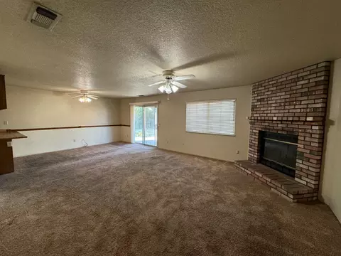 916 Valley Wind Way, Modesto, CA 95351 photo 2