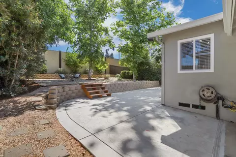 Exterior - 811 Comstock Dr, Folsom, CA 95630 photo 9 of 11