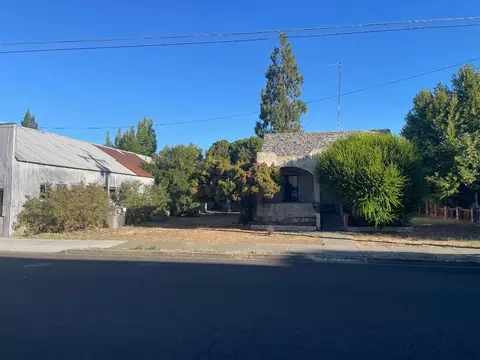 Exterior - 15 Abbey St, Winters, CA 95694 photo 2 of 9