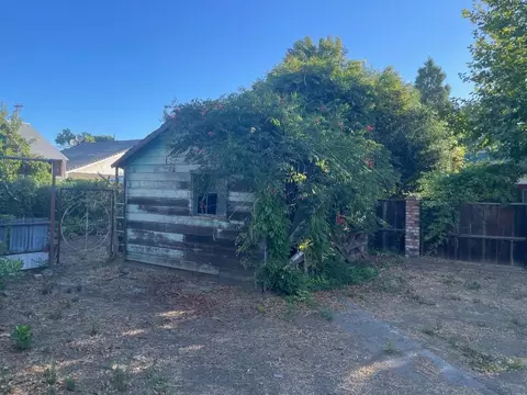 Exterior - 15 Abbey St, Winters, CA 95694 photo 6 of 9