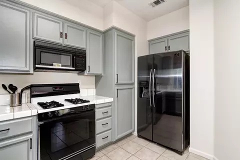2802 Mallorca Ln, Davis, CA 95618 photo 19