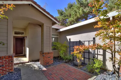 2802 Mallorca Ln, Davis, CA 95618 photo 4