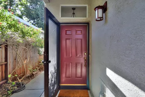 2802 Mallorca Ln, Davis, CA 95618 photo 5