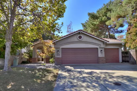 2802 Mallorca Ln, Davis, CA 95618 photo 2