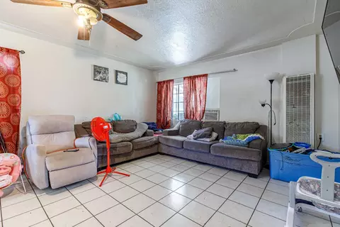1425 Page Ct, Modesto, CA 95354 photo 12