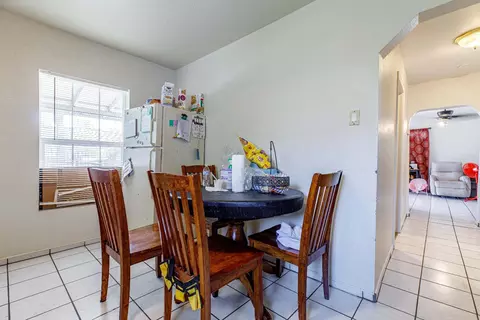 1425 Page Ct, Modesto, CA 95354 photo 17