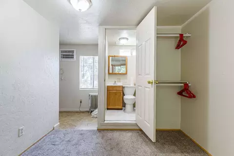 1425 Page Ct, Modesto, CA 95354 photo 8