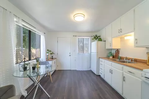 Kitchen - 2197 Meadowbrook Ave, Merced, CA 95348 photo 1 of 2