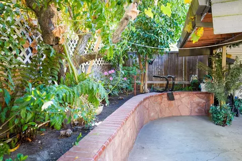 1208 Claret Ct, Modesto, CA 95351 photo 19