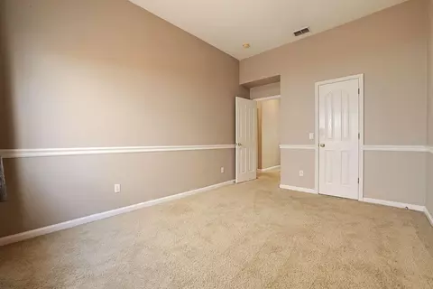 Bedroom - 3300 Inverness St, Modesto, CA 95355 photo 3 of 5