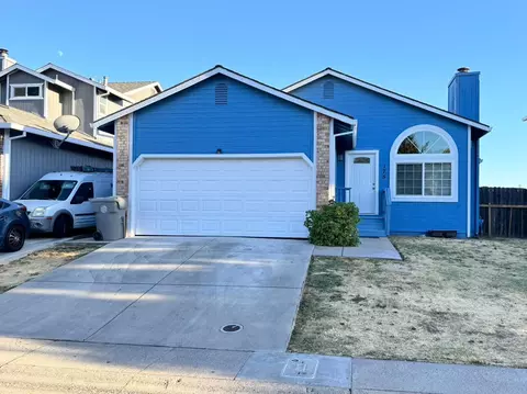 175 Creekside Cir, Sacramento, CA 95823