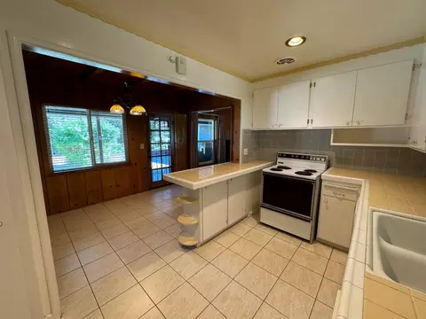 2125 Live Oak Ct, Modesto, CA 95351 photo 6