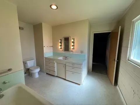 2125 Live Oak Ct, Modesto, CA 95351 photo 14