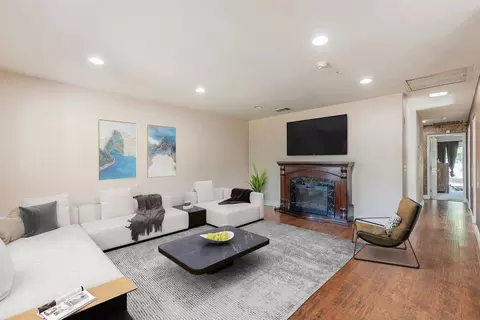 3419 20th Ave, Sacramento, CA 95820