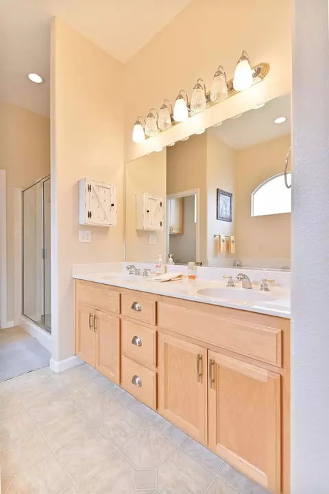 323 Sea Cove Dr, Ripon, CA 95366 photo 23