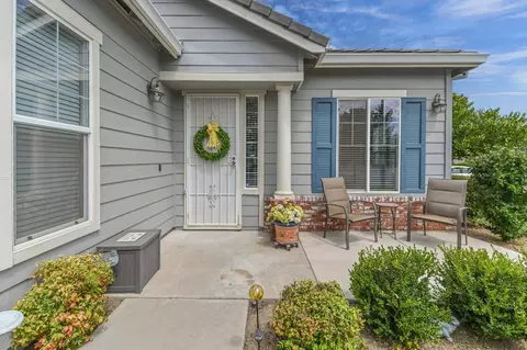 323 Sea Cove Dr, Ripon, CA 95366 photo 2