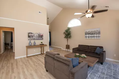 Living - 2004 Temescal Dr, Modesto, CA 95355 photo 3 of 6