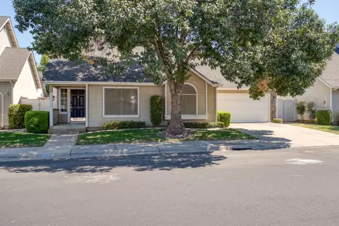 2004 Temescal Dr, Modesto, CA 95355 photo 1