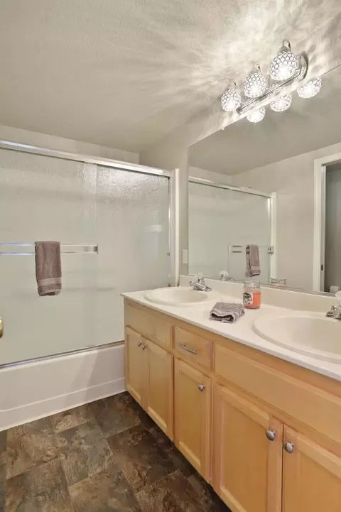 77 Westbrook Dr, Lodi, CA 95242 photo 38