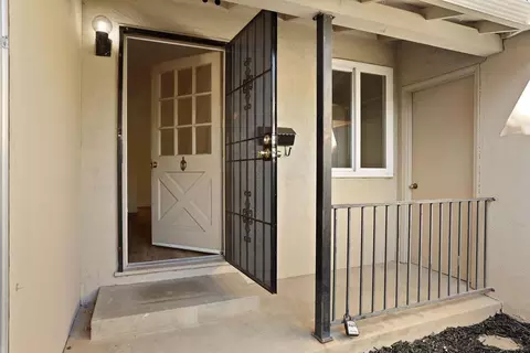 1339 W Beverly Pl, Tracy, CA 95376 photo 8