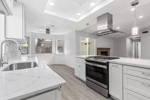 Kitchen - 5101 Kovanda Ave, Carmichael, CA 95608 photo 1 of 6