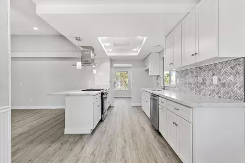 Kitchen - 5101 Kovanda Ave, Carmichael, CA 95608 photo 4 of 6