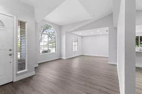 Living - 5101 Kovanda Ave, Carmichael, CA 95608 photo 1 of 6