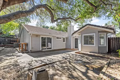 Exterior - 5101 Kovanda Ave, Carmichael, CA 95608 photo 5 of 11