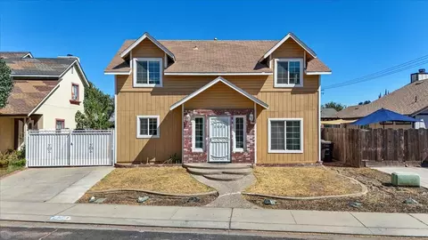 1505 Dezzani Ln, Modesto, CA 95358 photo 1