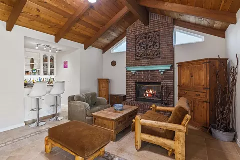 Living - 1101 Chateau Ct, Lodi, CA 95242 photo 1 of 1