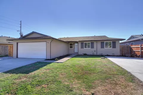 7576 29th St, Sacramento, CA 95822