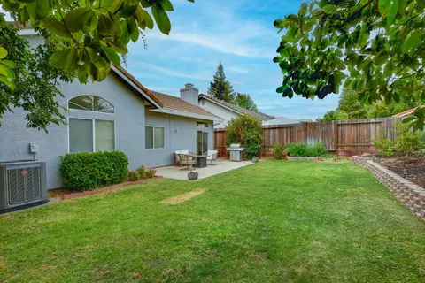 3120 Pepperridge Dr, Antelope, CA 95843 photo 24