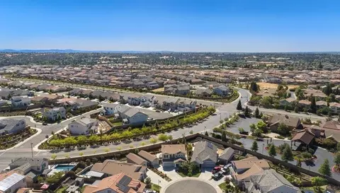 View/Area - 751 Baronial Ct, Rocklin, CA 95765 photo 3 of 8
