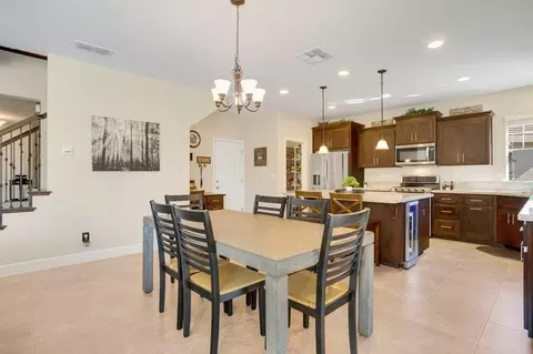 Dining - 751 Baronial Ct, Rocklin, CA 95765 photo 3 of 4