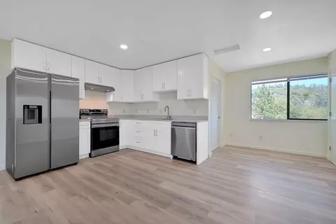 Kitchen - 17747 View Terrace St, Jackson, CA 95642 photo 6 of 7