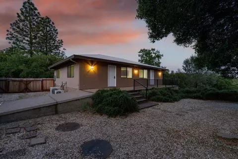 Exterior - 17747 View Terrace St, Jackson, CA 95642 photo 6 of 23