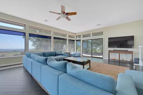 Living - 17747 View Terrace St, Jackson, CA 95642 photo 4 of 6