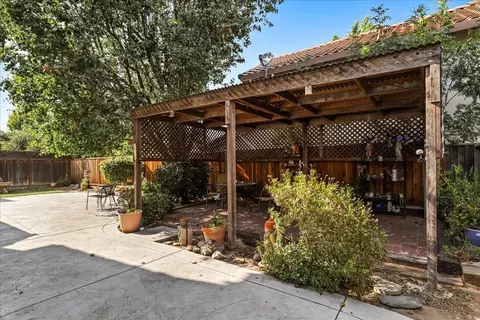 1417 Blue Jay Ct, Tracy, CA 95376 photo 46