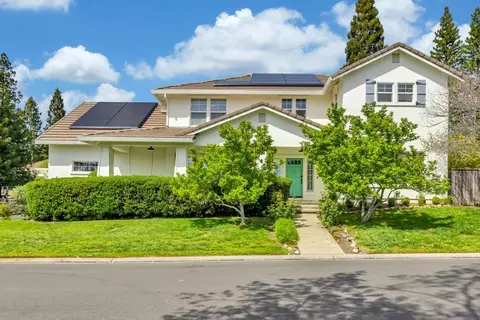 3350 Emerson Dr, Roseville, CA 95661