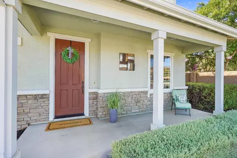 Exterior - 4596 Alta Terra Rd, Dublin, CA 94568 photo 5 of 7