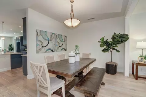 Dining - 3444 Garfield Ave, Carmichael, CA 95608 photo 2 of 7