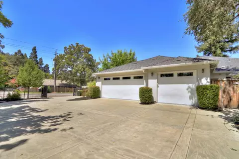 Exterior - 3444 Garfield Ave, Carmichael, CA 95608 photo 22 of 26