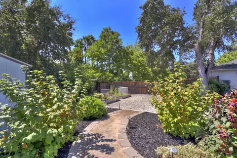 Exterior - 3444 Garfield Ave, Carmichael, CA 95608 photo 17 of 26