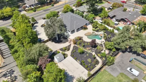 View/Area - 3444 Garfield Ave, Carmichael, CA 95608 photo 6 of 11