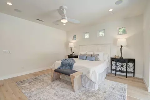 Bedroom - 3444 Garfield Ave, Carmichael, CA 95608 photo 3 of 10