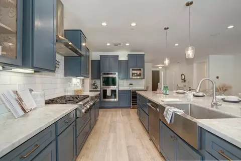 Kitchen - 3444 Garfield Ave, Carmichael, CA 95608 photo 5 of 8