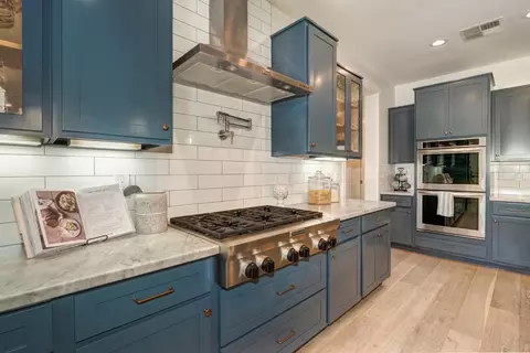 Kitchen - 3444 Garfield Ave, Carmichael, CA 95608 photo 6 of 8